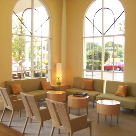 Готель La Quinta By Wyndham Sarasota Downtown Екстер'єр фото
